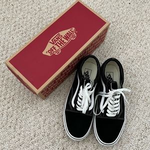Men’s Vans old school sneakers size 9.5